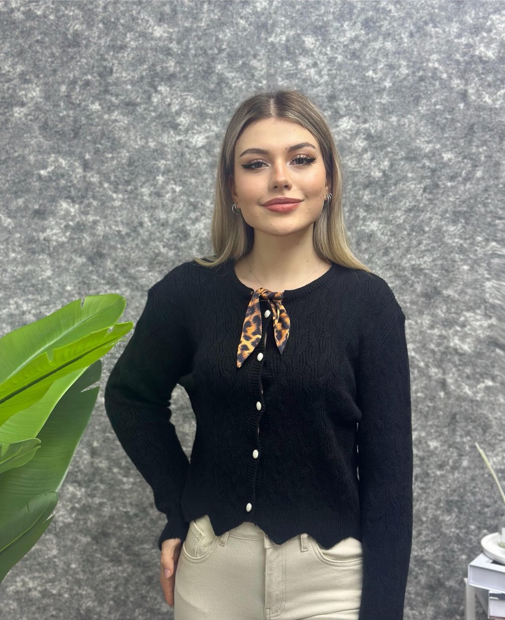 Kadın Flar Detalı Düz Hırka