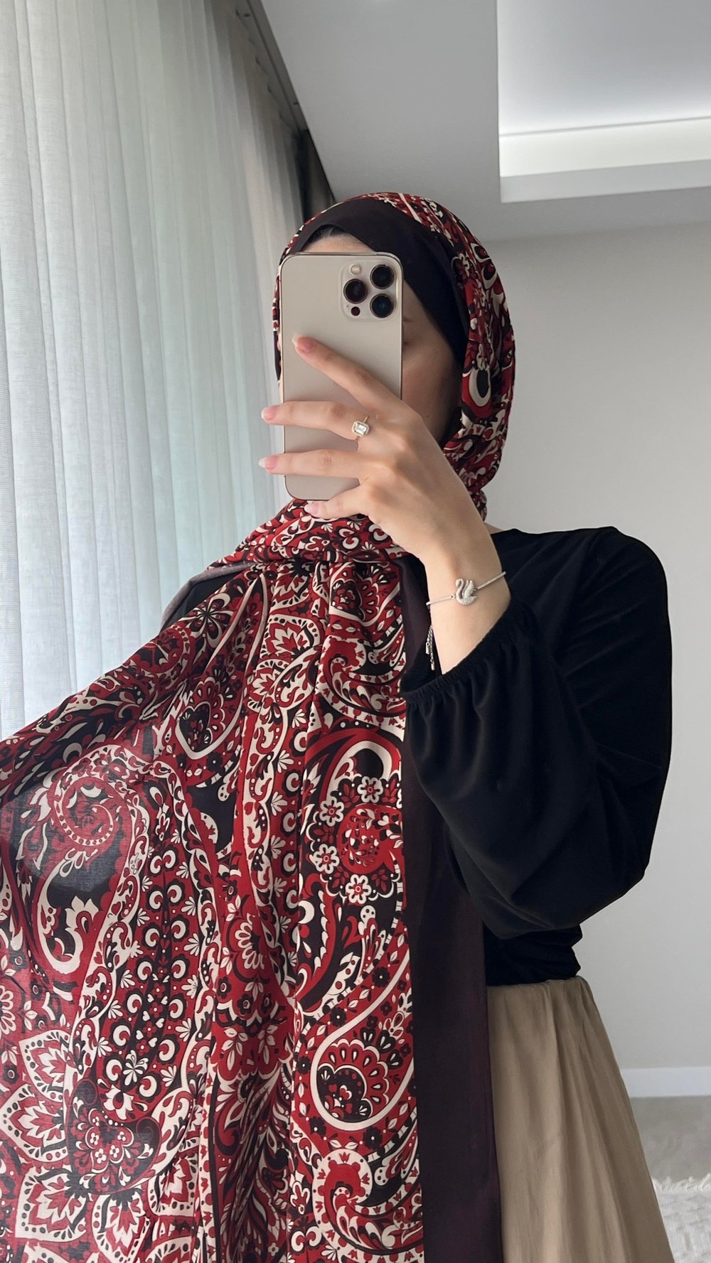 Deluxe Desenli Şal Neelam
