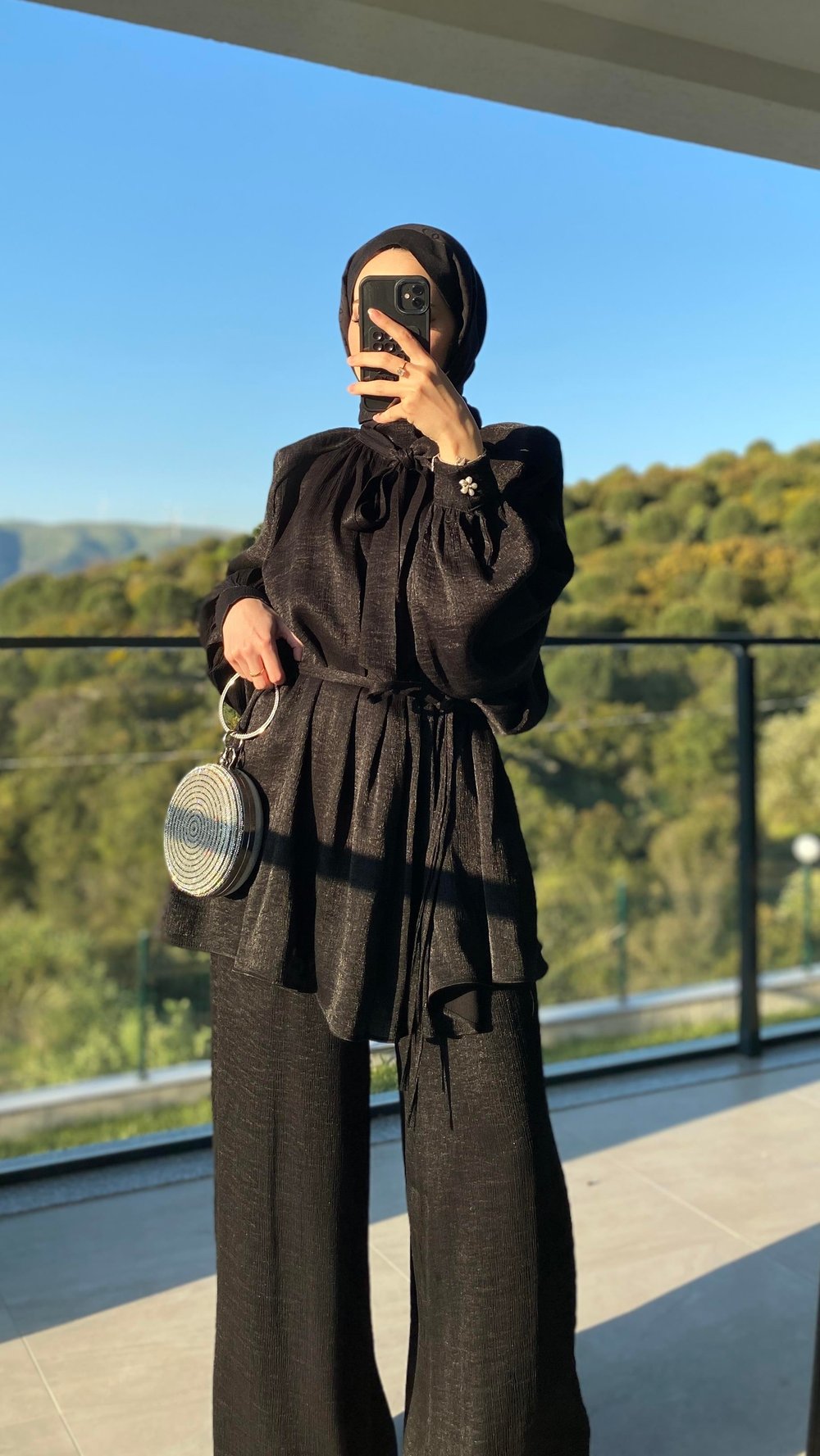 Floş Yakası Bağlamalı Takım Siyah