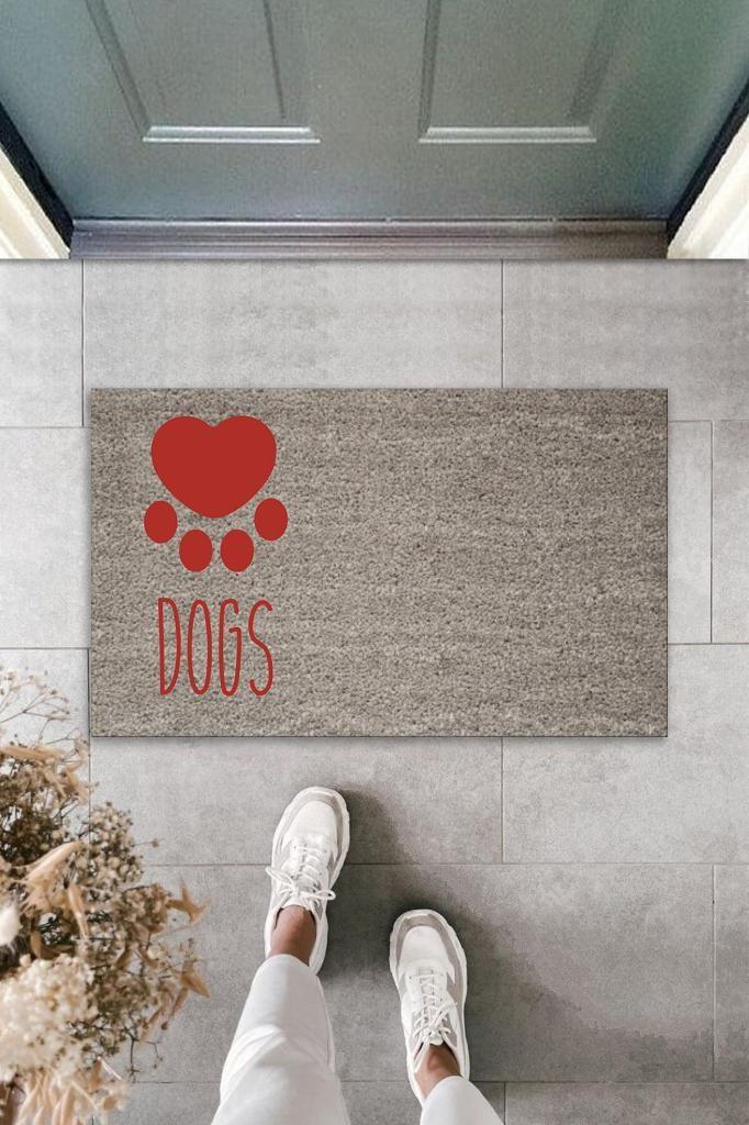 Dijital Baskı Gri Kırmızı Kalpli Dogs Dekoratif Kapı Paspası K-2073