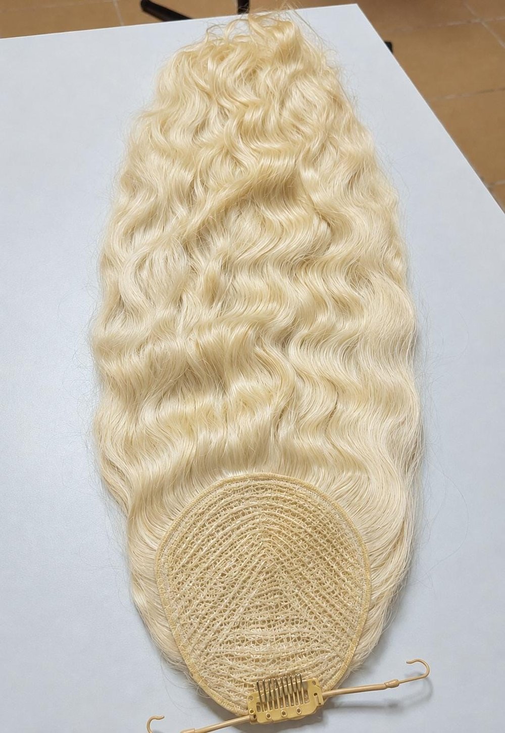 Gerçek Saç At Kuyruğu 65-70 cm 150 gr. Soğuk Sarı Renk
