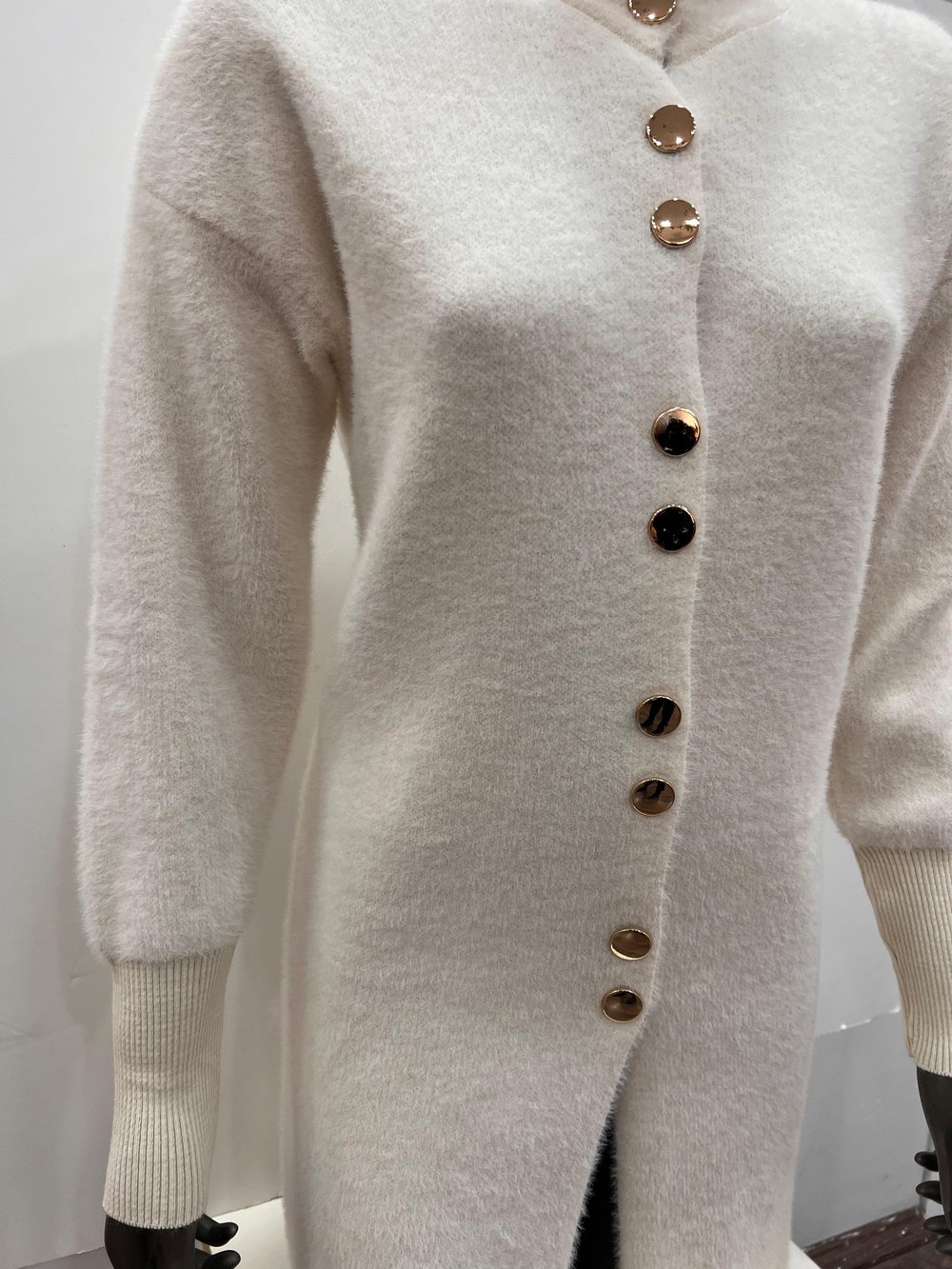 BEYAZ GOLD DÜĞME HIRKA ANGORA HIRKA