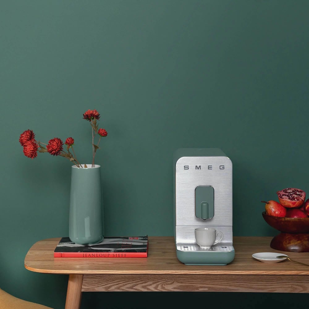 SMEG BCC01 Otomatik Espresso Kahve Makinesi