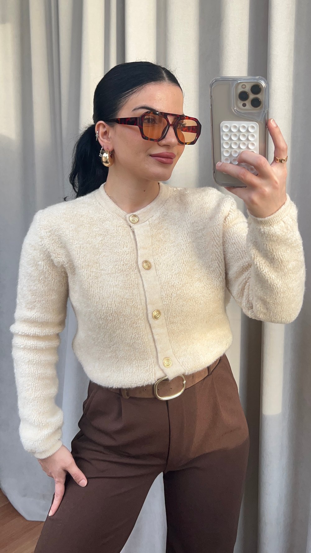 KREM DÜĞME DETAYLI SOFT HIRKA