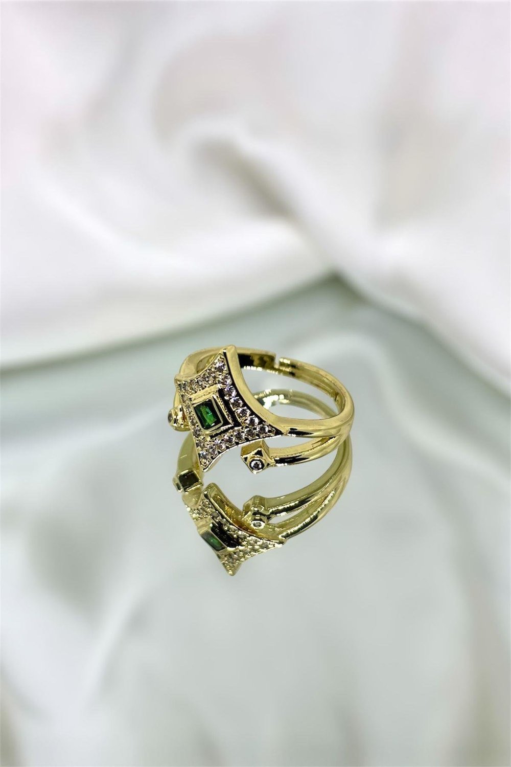 Yeşil Taşlı Ayarlanabilir Geometrik Şekil Yüzük