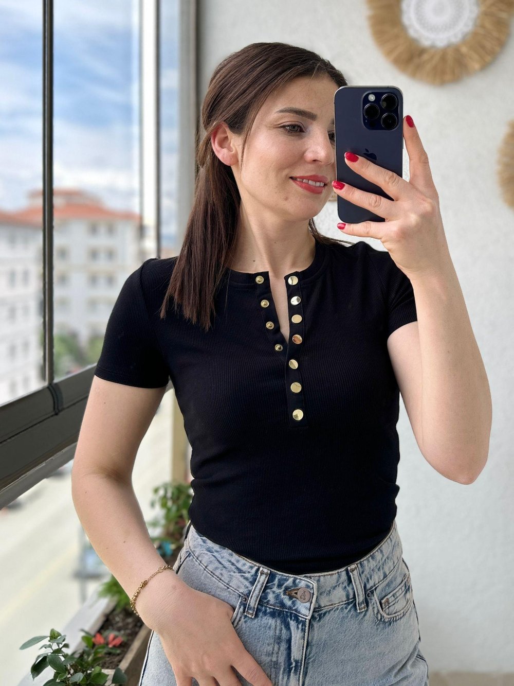 GOLD ÇIT DETAYLI ESNEK BLUZ