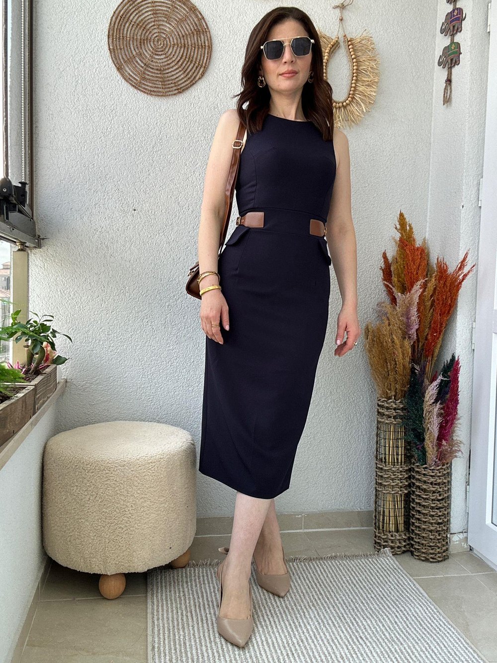 KEMER DETAYLI PREMİUM MİDİ ELBİSE