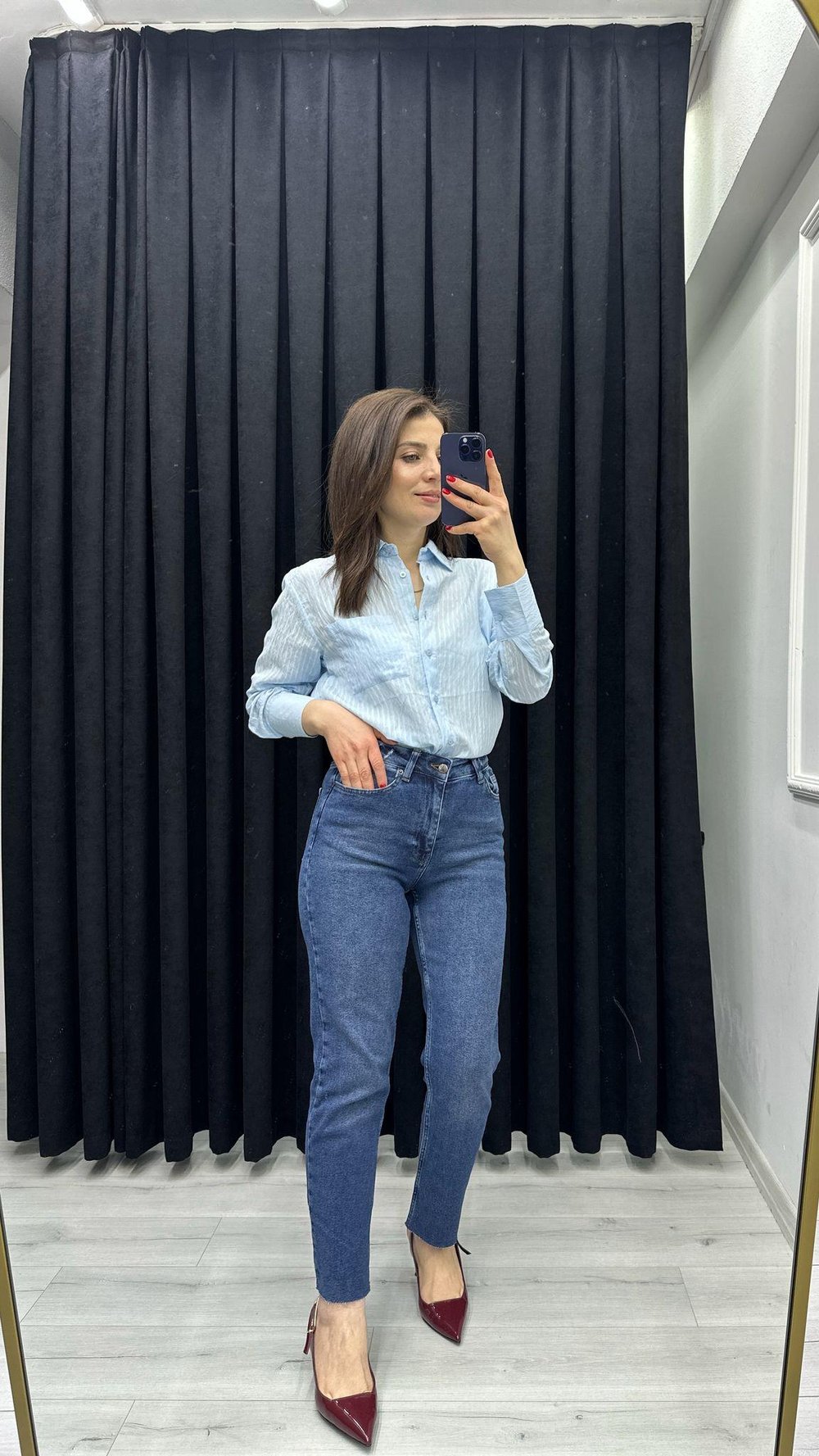 KESİK PAÇA MAVİ KOT PANTOLON
