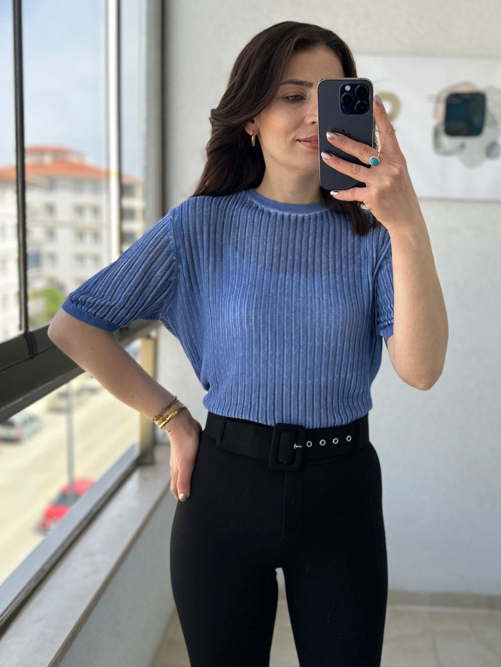 TRANSPARAN GÖRÜNÜMLÜ BATİK BOYAMALI TRİKO