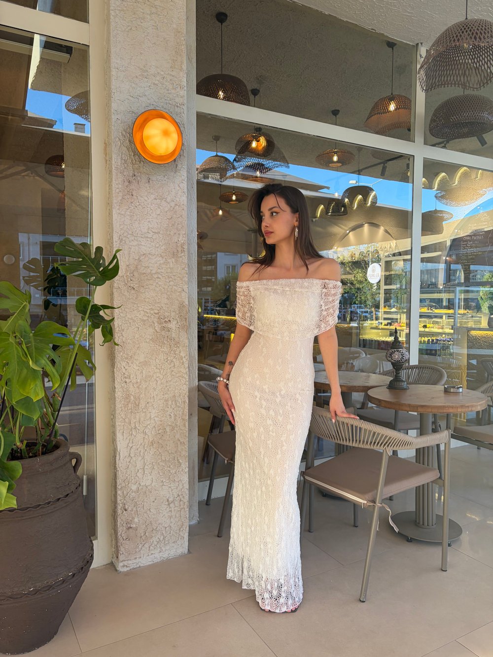 Beyaz Kayık Yaka  Kolsuz  Dantel Elbise