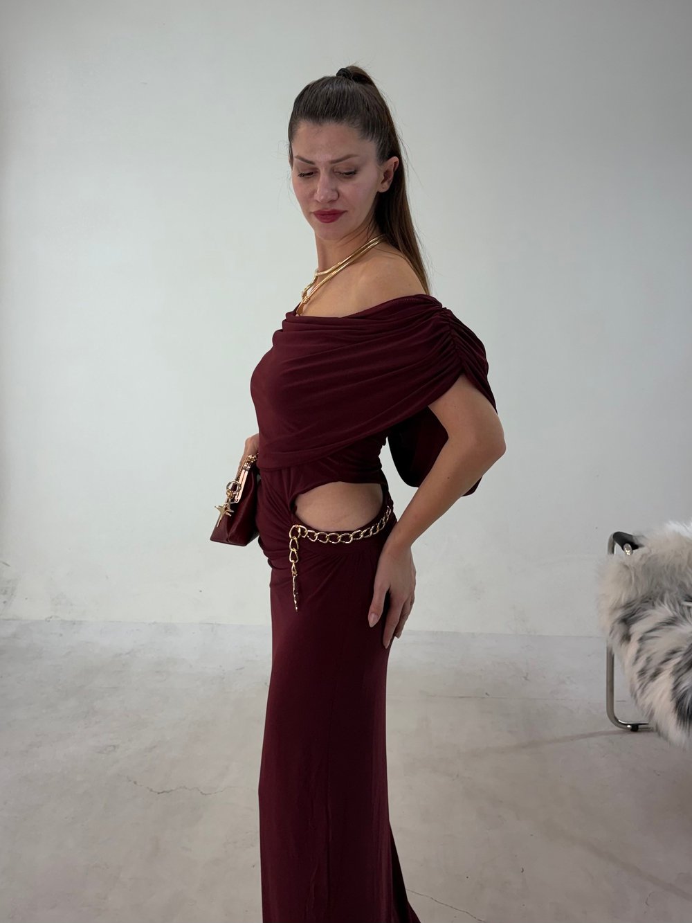 Bordo Bel Zincir Detaylı Elbise