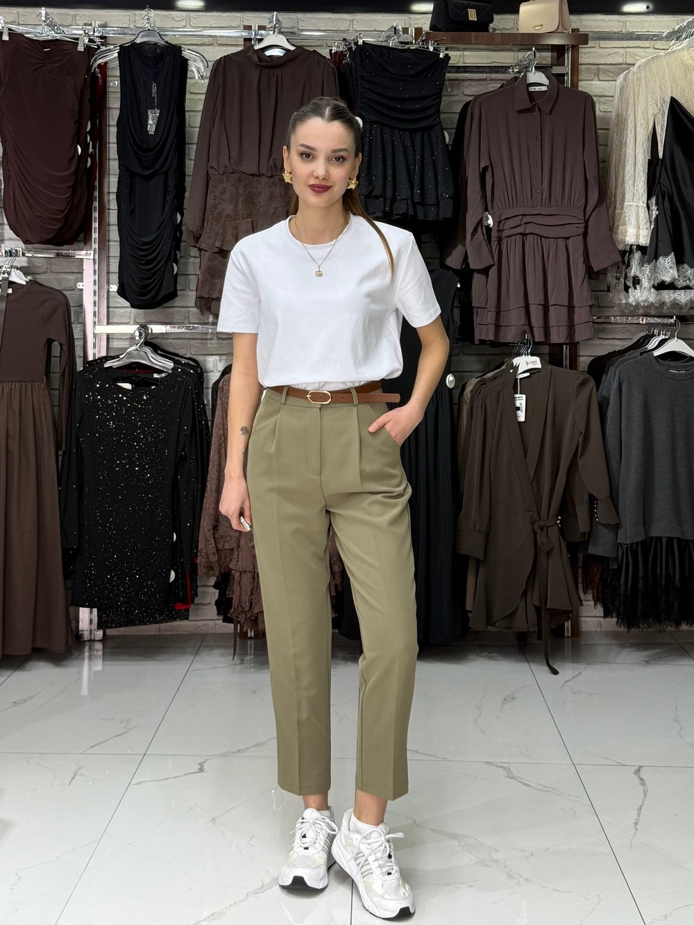 Haki Kemerli Cep Detaylı Pantolon