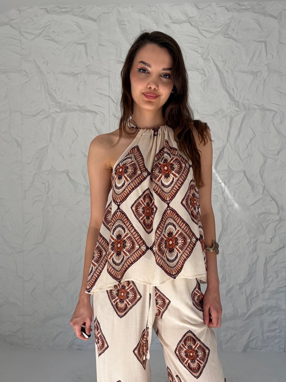 Kahve Motif Desenli Pantolon Takım