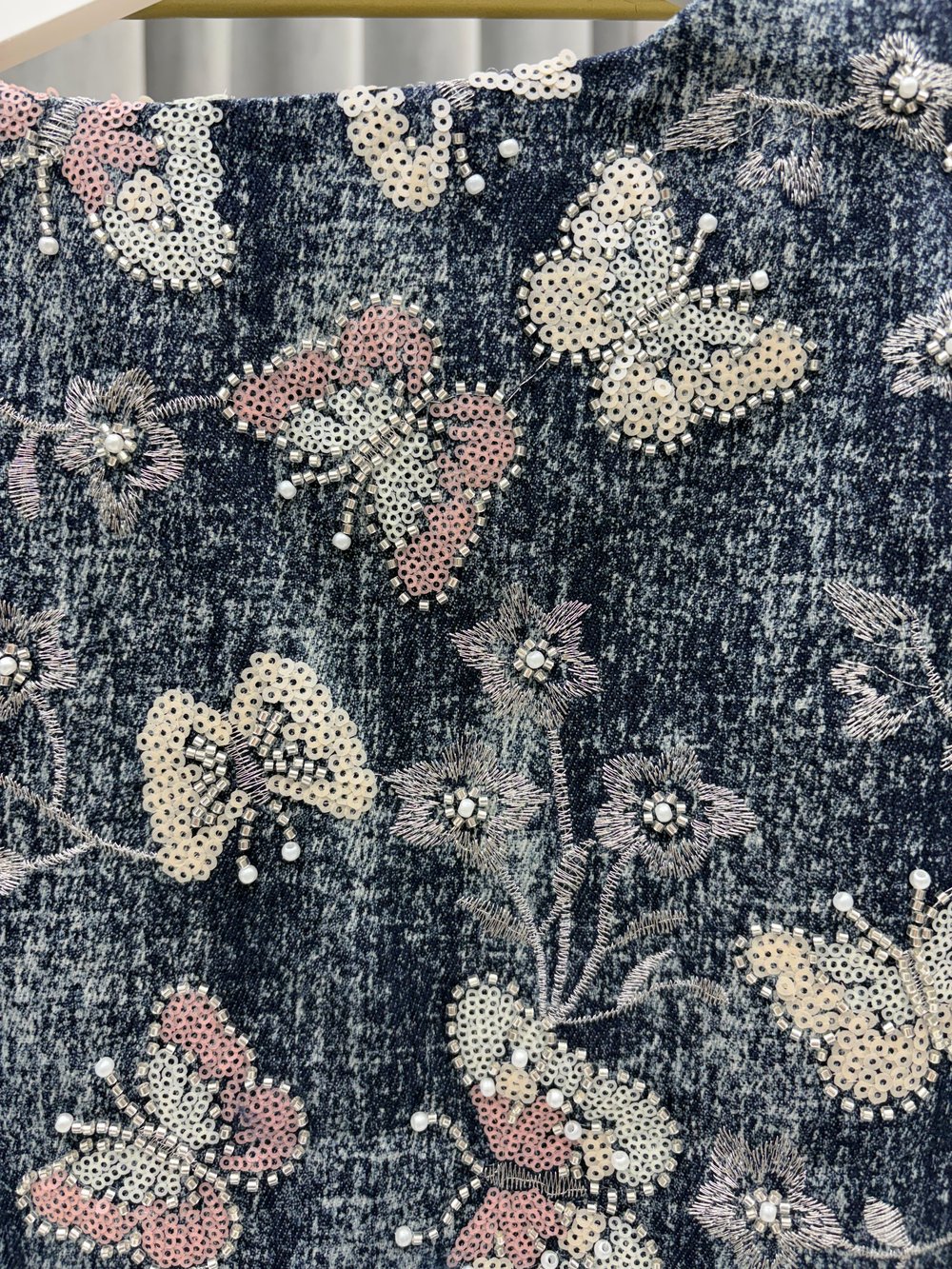 Kelebek İşlemeli Denim Yelek