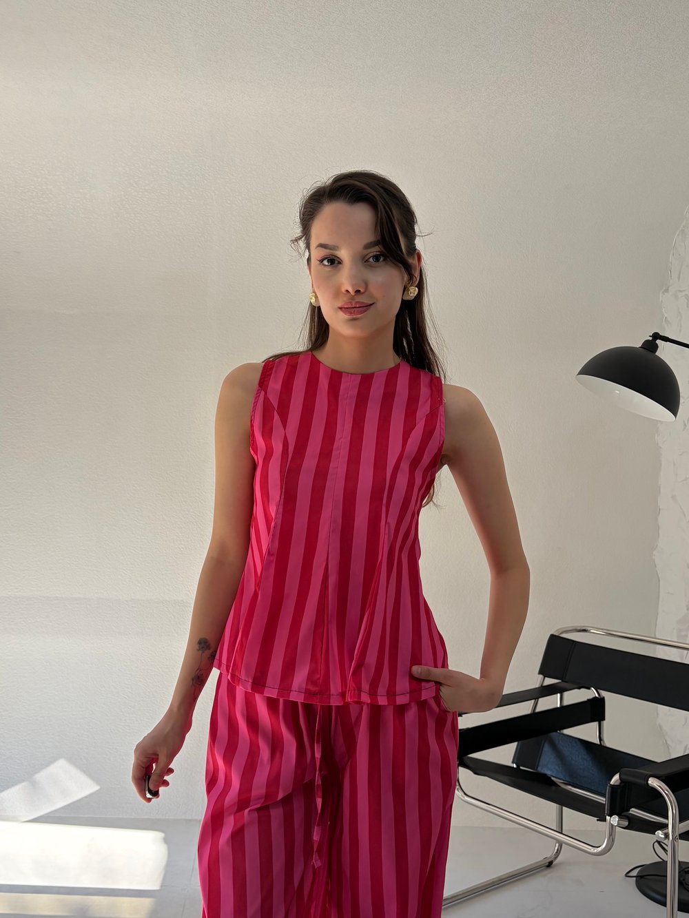 Pembe Kırmızı Çizgili Takım