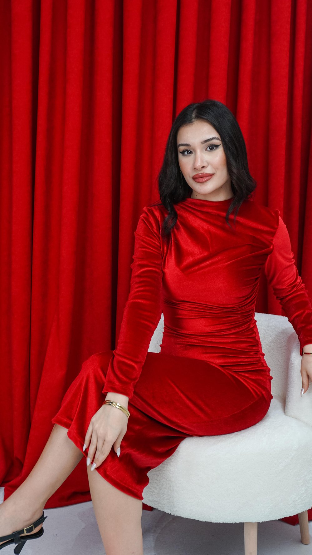 Kadın Uzun Kollu Drapeli Kadife Abiye