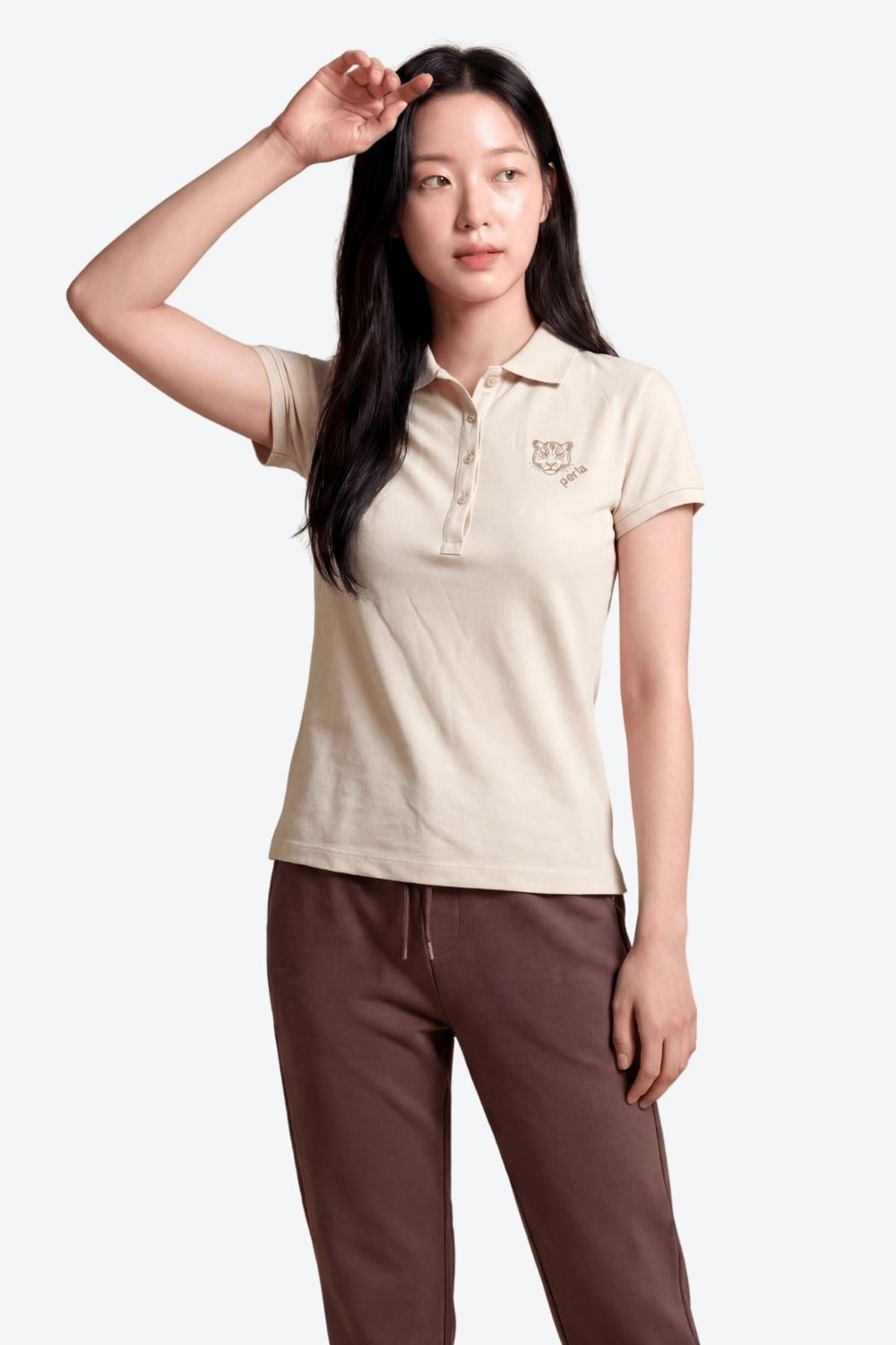Kontür Jaguar Nakış Detaylı Slim Fit Kadın Sütlü Kahve Polo Yaka T-Shirt