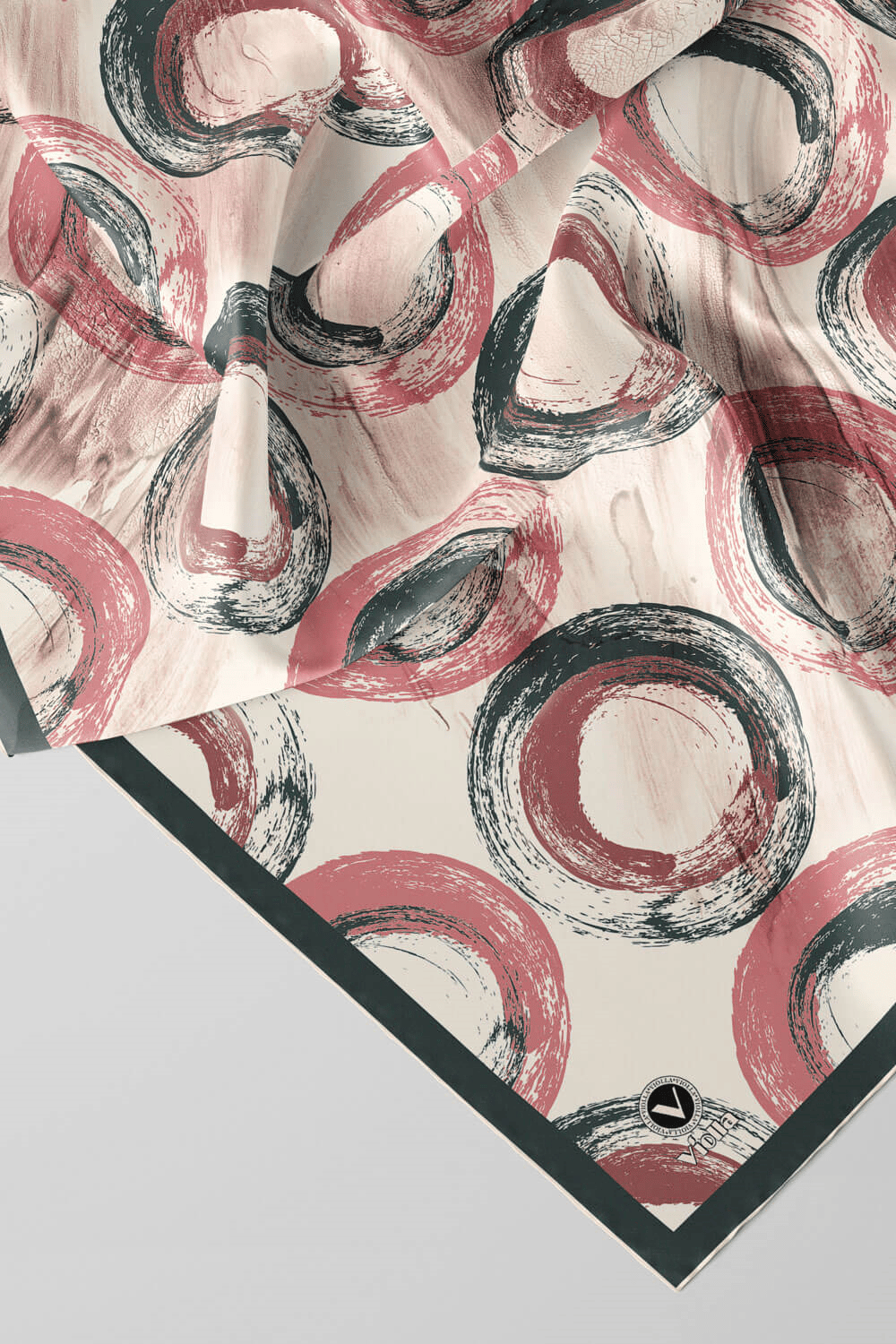 Twill Geometrik Fırça Darbesi Desenli Pudra Renkli 90x90 Eşarp (İpek İçermez) Kenar Dikiş Şekli El Dikişli