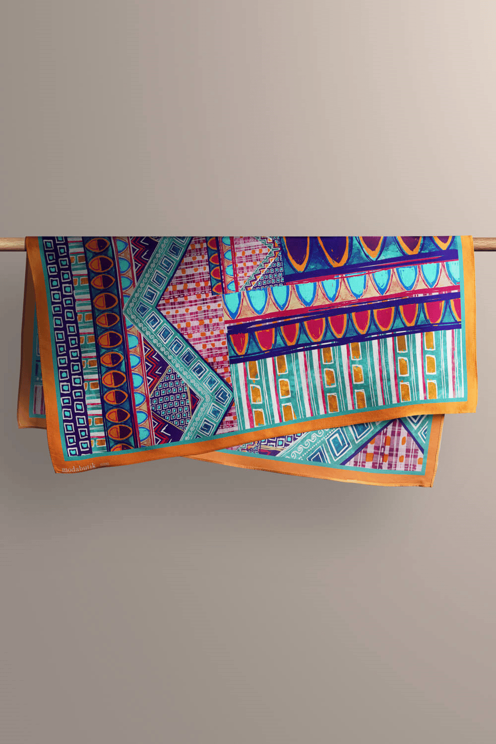 C47 KADIN DESENLİ BANDANA