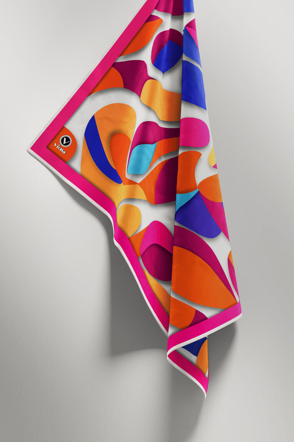 Twill Soyut Geometrik Desenli Fuşya - Turuncu Renkli 90x90 Eşarp (İpek İçermez) Dikim Şekli : El Dikişi