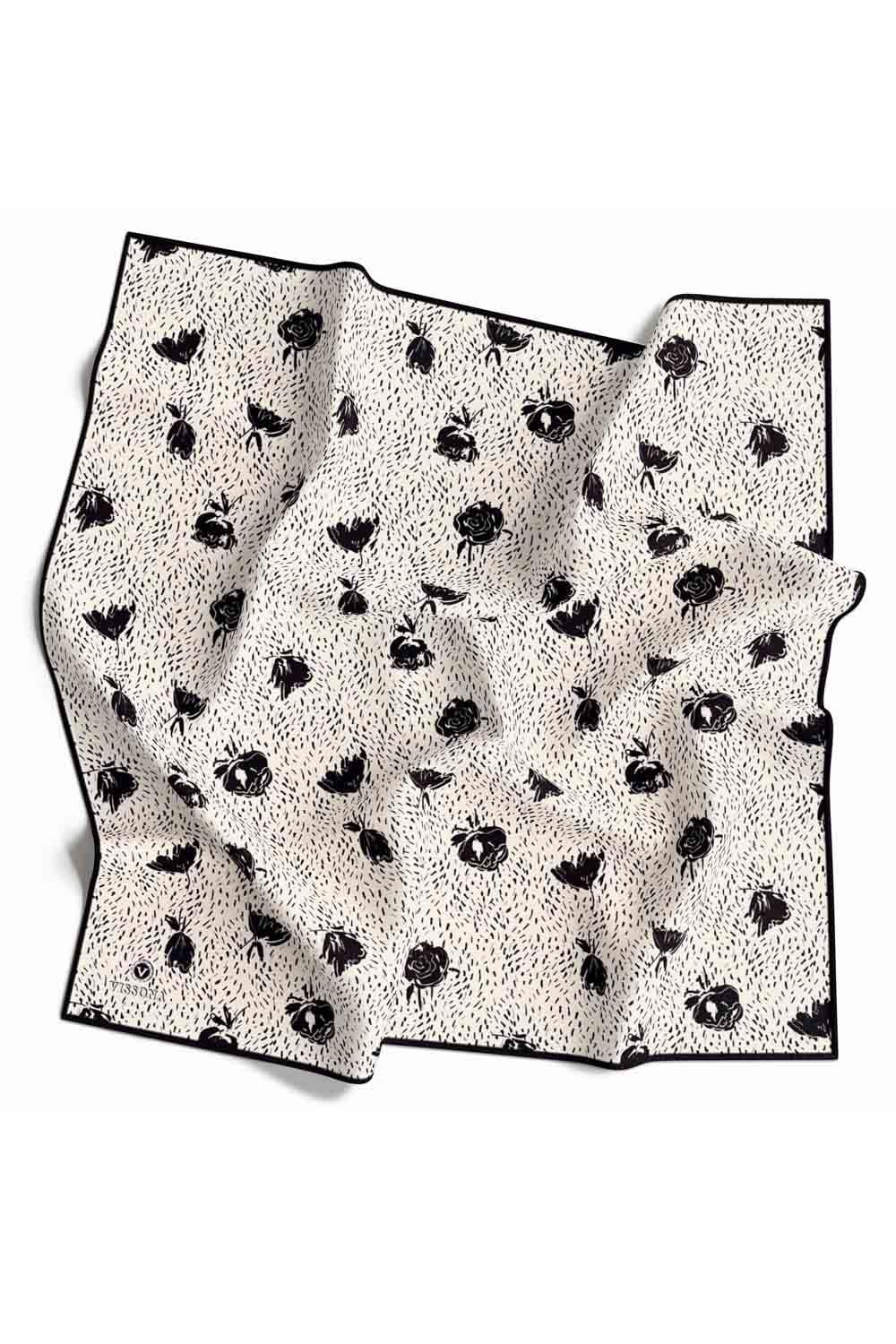 %100 Twill İpek Çıtır Çiçek Desenli Krem - Siyah Renkli 90x90 Eşarp Dikim Şekli : El Dikişi