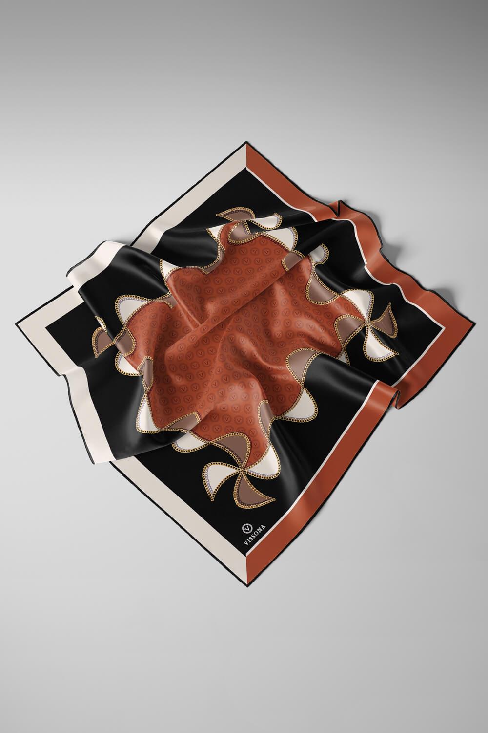 %100 Twill İpek Zincirli Ve Monogram Desenli Taba - Siyah Renkli 90x90 Eşarp Dikim Şekli : El Dikişi