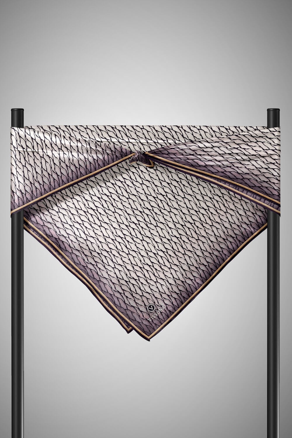 %100 Twill İpek File Desenli Krem - Siyah Renkli 90x90 Eşarp Dikim Şekli : El Dikişi