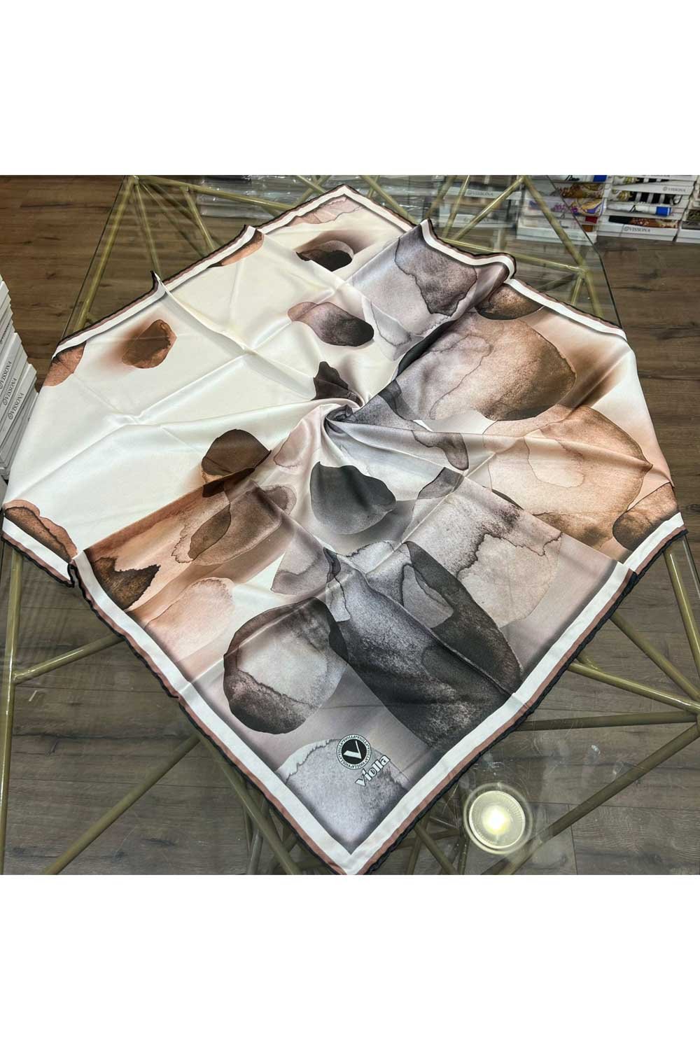 Twill Sulu Boya Desenli Gri - Vizon Renkli 90x90 Eşarp (İpek İçermez) Kenar Dikiş Şekli El Dikişli