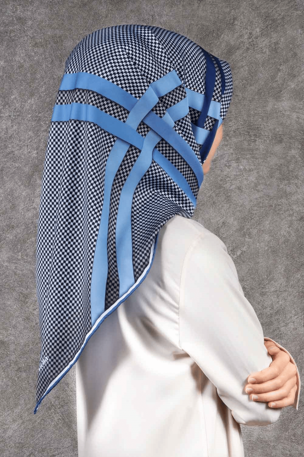 Twill Çizgili Pötikareli Çizgili Desenli İndigo Mavisi - Bebe Mavisi Renkli 90x90 Eşarp (İpek İçermez)
