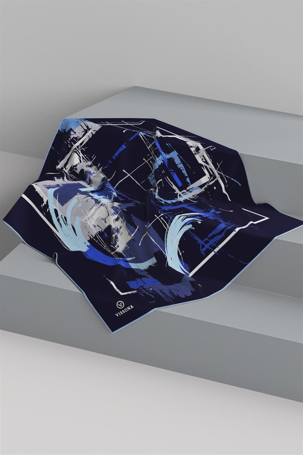 %57 İPEK %43 VİSKON Twill İpek Geometrik Desenli Lacivert - Bebe Mavisi Renkli 90x90 Eşarp Dikim Şekli : El Dikişi
