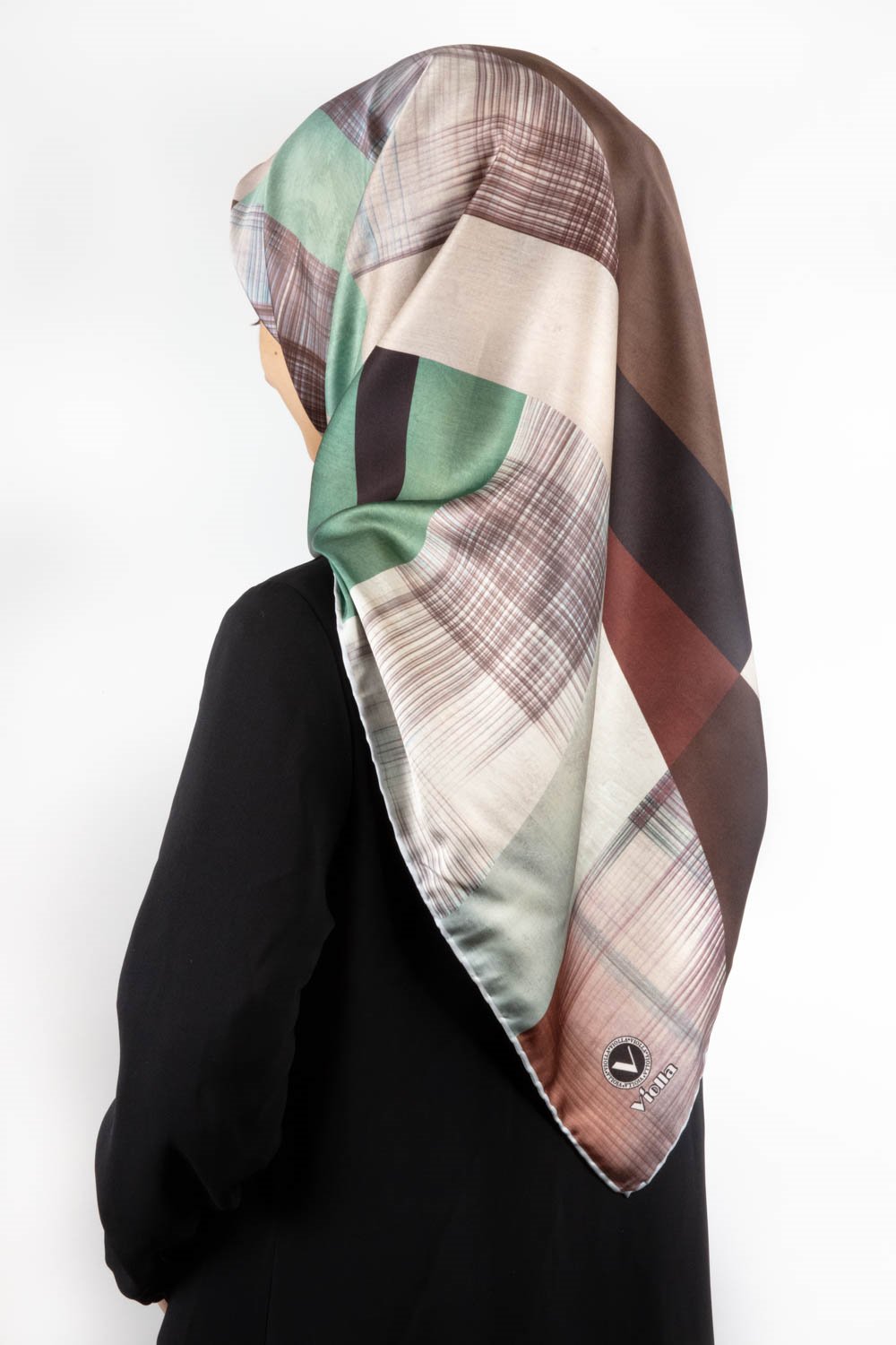 Twill Geometrik Desenli Kahverengi Renkli 90x90 Eşarp (İpek İçermez) Kenar Dikiş Şekli El Dikişli