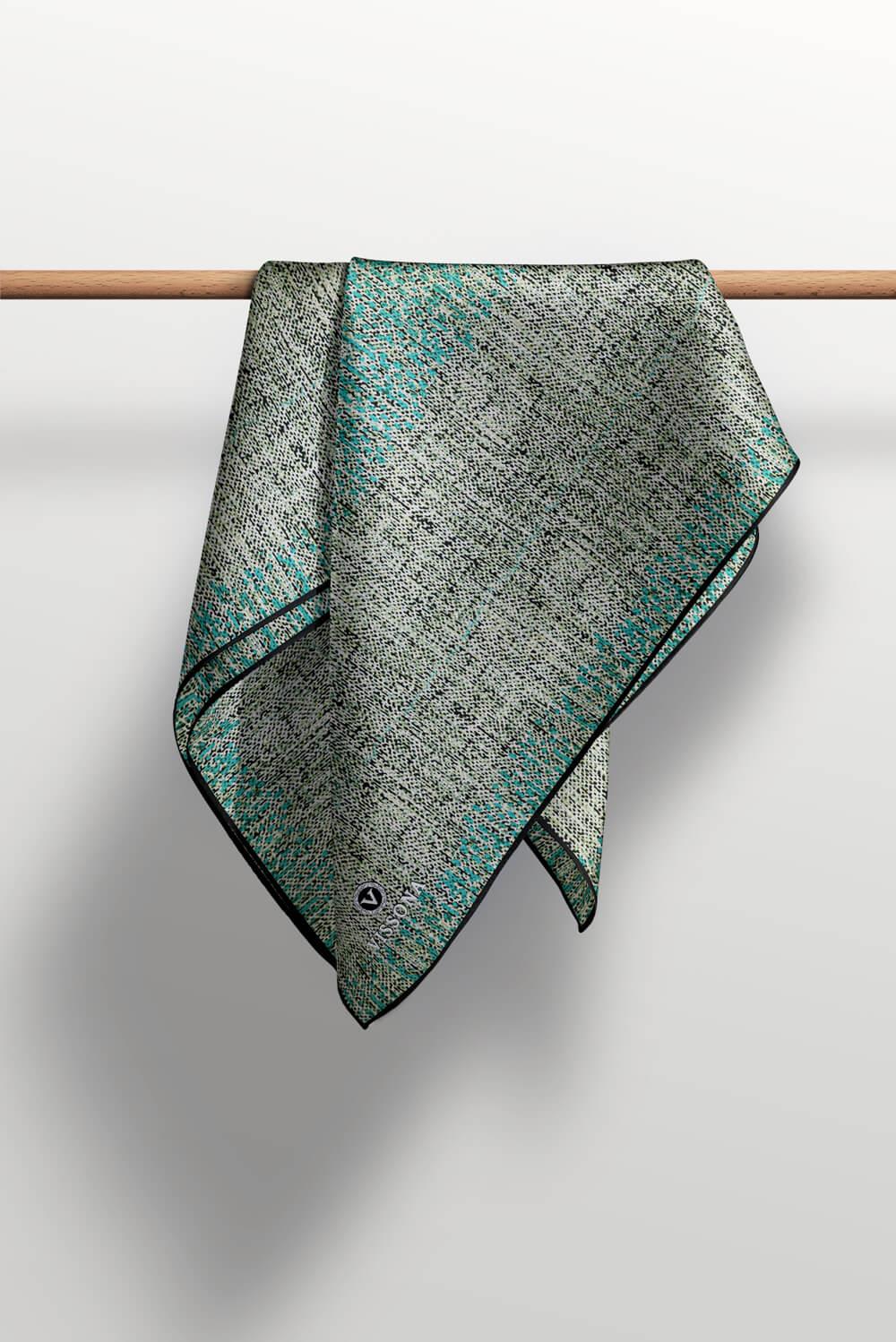 %100 Twill İpek Dokulu Desen Mint Yeşili - Su Yeşili Renkli 90x90 Eşarp Kenar Dikiş Şekli El Dikişli