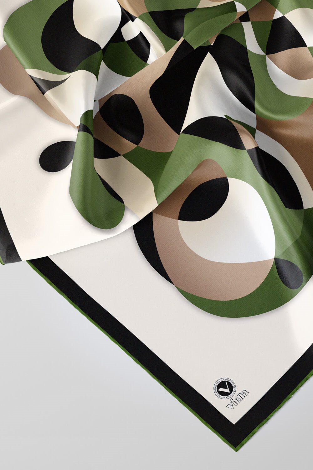 Twill Geometrik Desenli Zümrüt Yeşili Renkli 90x90 Eşarp (İpek İçermez) Kenar Dikiş Şekli El Dikişli