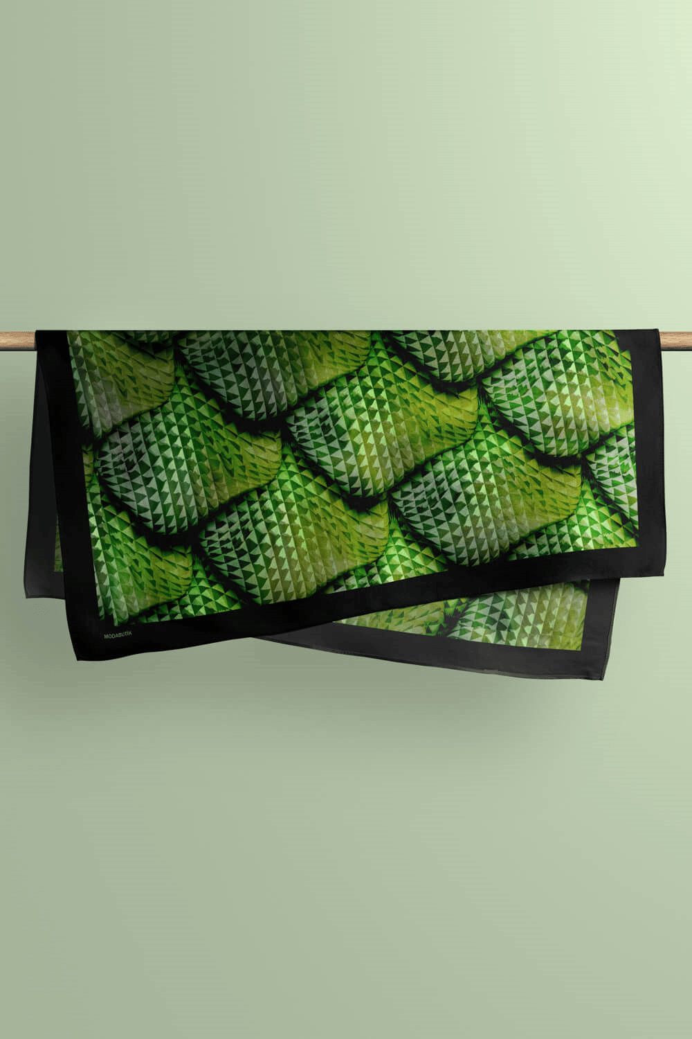 D96 Kadın Egzotik Desenli Bandana 50x50 Yeşil DG0254-22