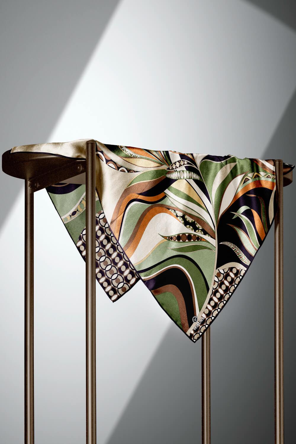 100% Twill Etnik Yaprak Desenli Haki Renkli 90x90 Dikim Şekli : El Dikişi Eşarp