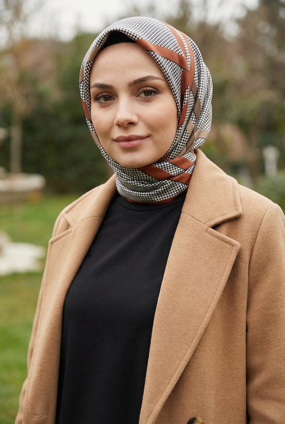 Twill Çizgili Pötikareli Çizgili Desenli Taba Renkli 90x90 Eşarp (İpek İçermez)