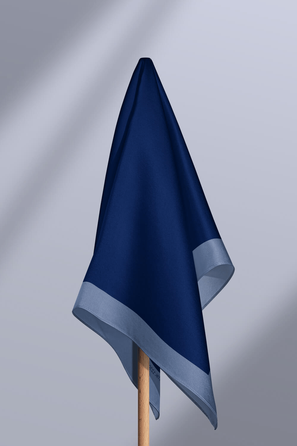 G51 Kadın Beyaz Mavi Marinover Desenli 50x50 Bandana