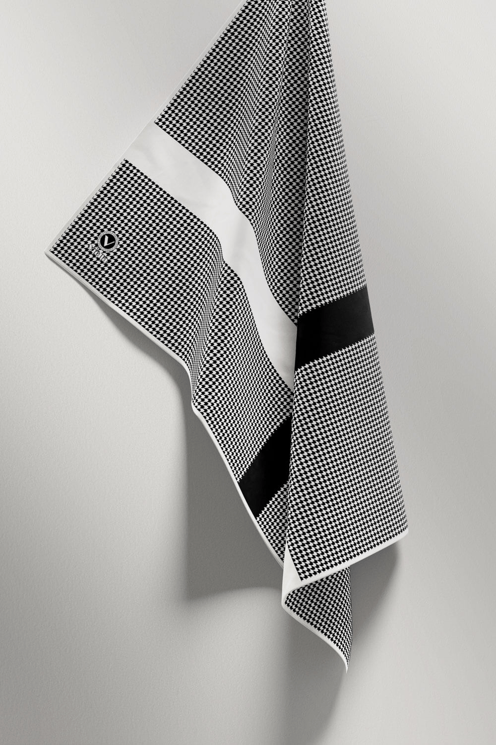 Twill Kazayaklı Şerit Desenli Krem Renkli 90x90 Eşarp (İpek İçermez) Dikim Şekli : El Dikişi
