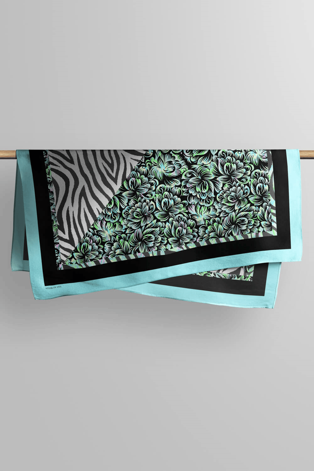 D60 Kadın Yeşil Zebra Desenli 50x50 Bandana HYL DG01431-22
