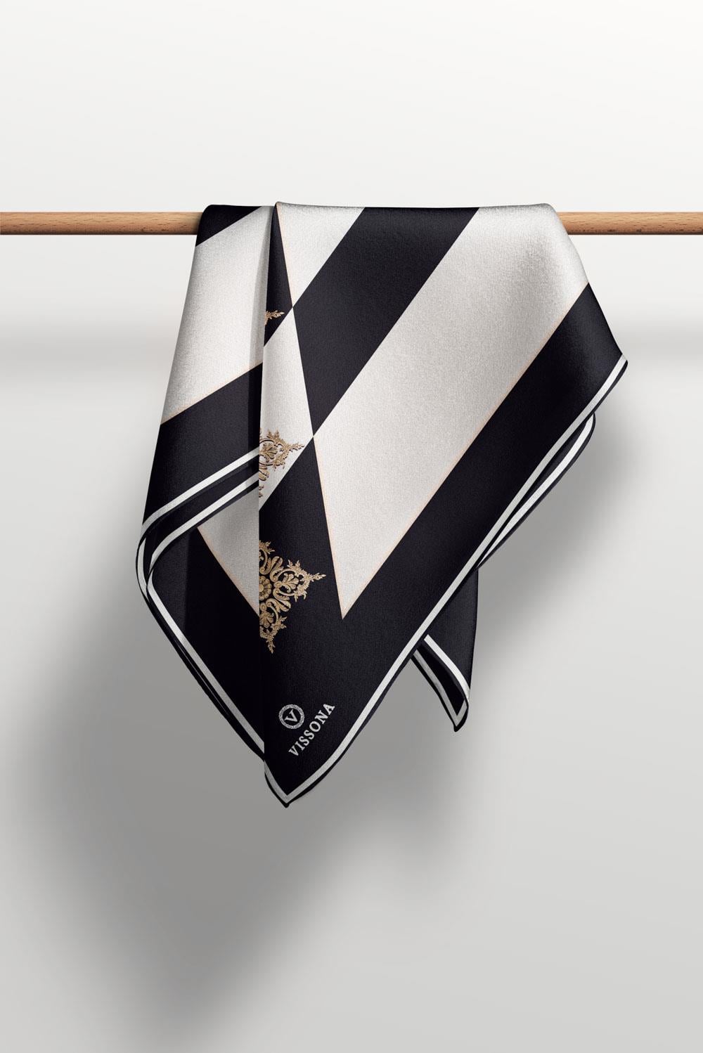 %100 Twill İpek Geometrik ve Barok Desenli Siyah - Krem Renkli 90x90 Eşarp Dikim Şekli : El Dikişi