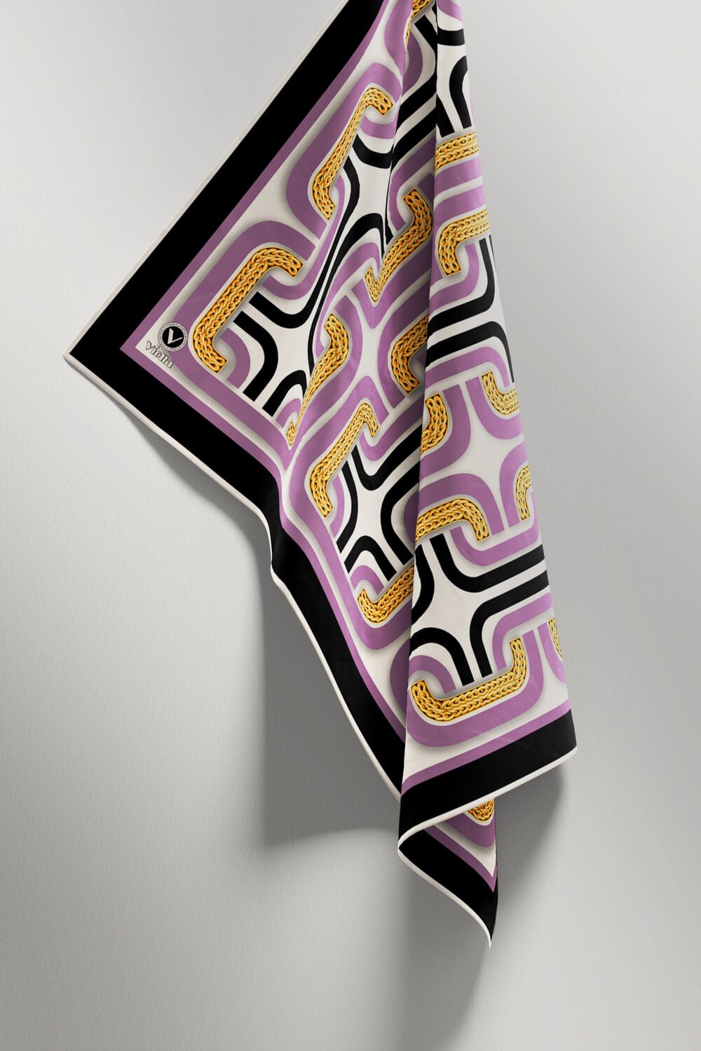 Twill Geometrik Zincir Desenli Lila Renkli 90x90 Eşarp (İpek İçermez) Kenar Dikiş Şekli El Dikişli