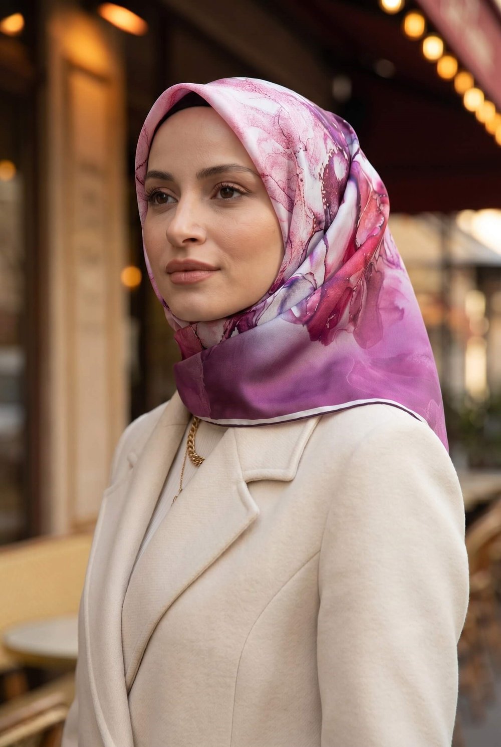 %100 Twill İpek Duman Desenli Pembe Renkli 90x90 Eşarp Dikim Şekli : El Dikişi