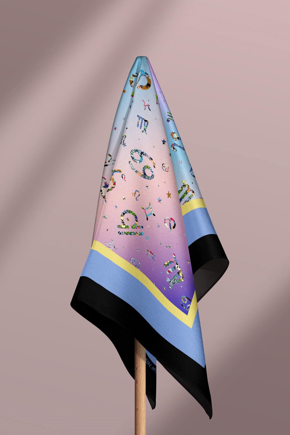 G28 Kadın Mavi Number Desenli 50x50 Bandana HYL DG01418-22
