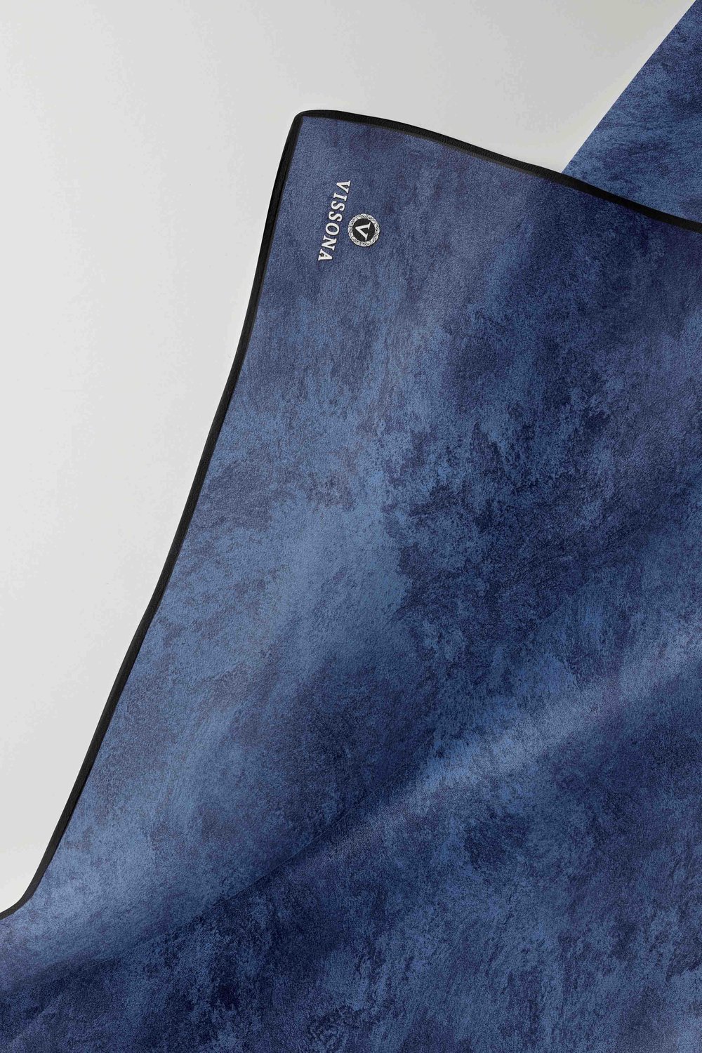 %100 Twill İpek Doku Desenli İndigo Renkli 90x90 Eşarp Dikim Şekli : El Dikişi