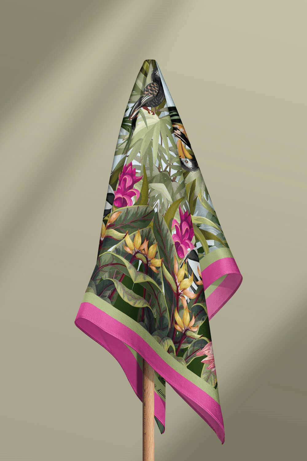 A82 TROPICAL TASARIMLI BANDANA DG12458