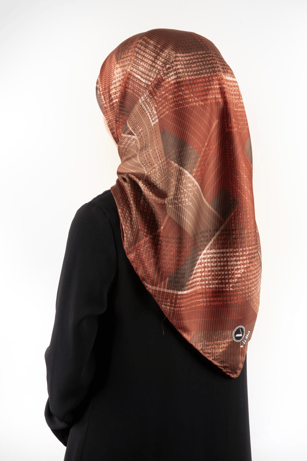 Twill Dokulu Geometrik Desenli Taba Renkli 90x90 Eşarp (İpek İçermez) Kenar Dikiş Şekli El Dikişli