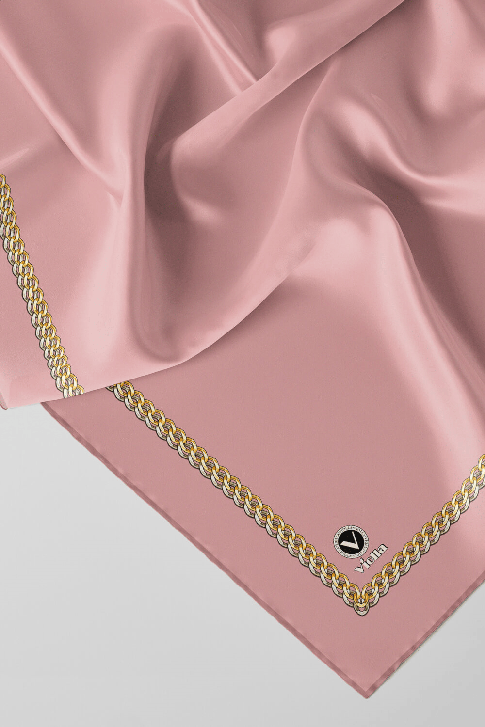 Twill Kenar Motifi Zincir Desenli Düz Pudra Renkli 90x90 Dikim Şekli : El Dikişi Eşarp (İpek İçermez)