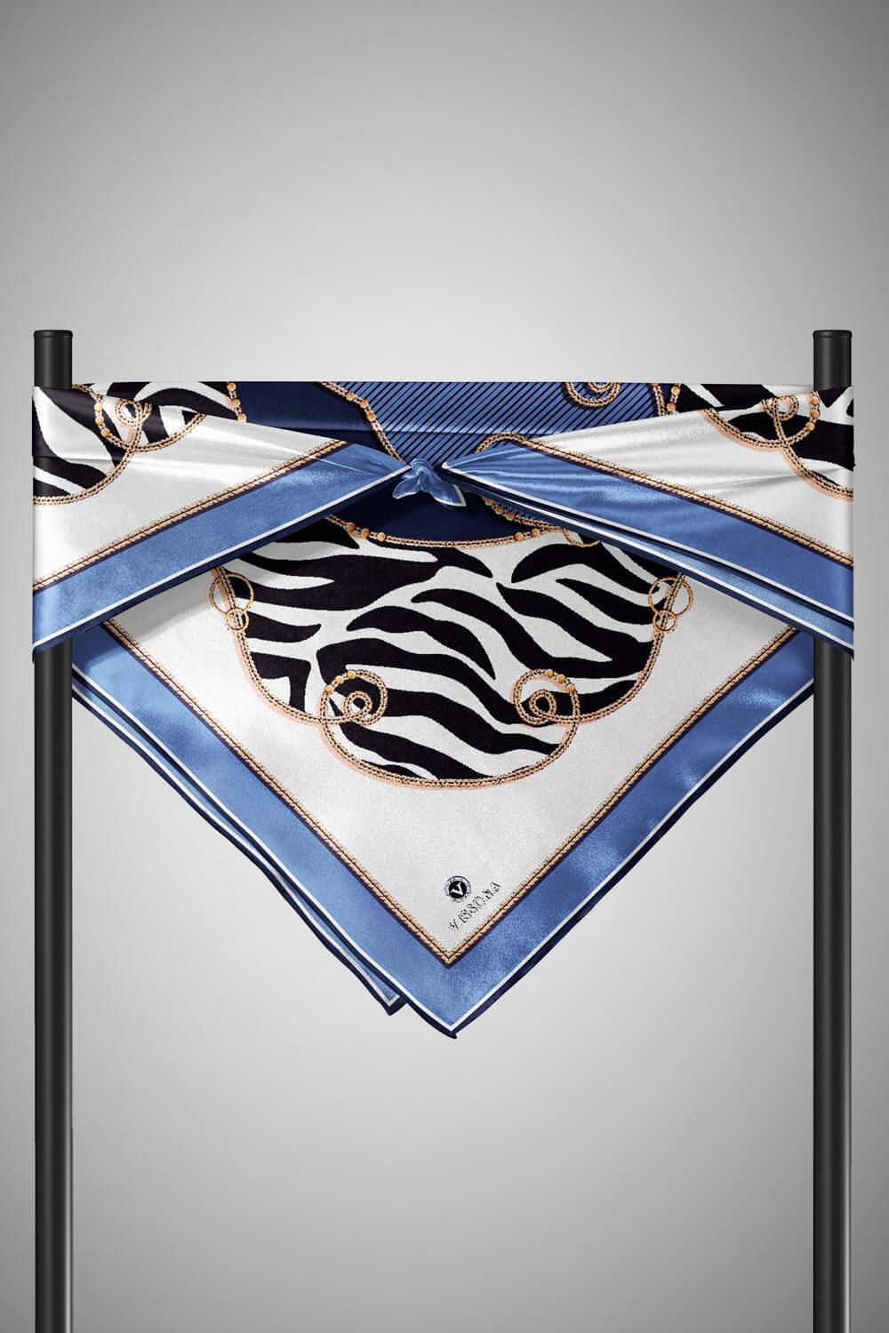 %100 Twill İpek Zincirli Ve Zebra Desenli Bebe Mavisi - Lacivert Renkli 90x90 Eşarp Dikim Şekli : El Dikişi