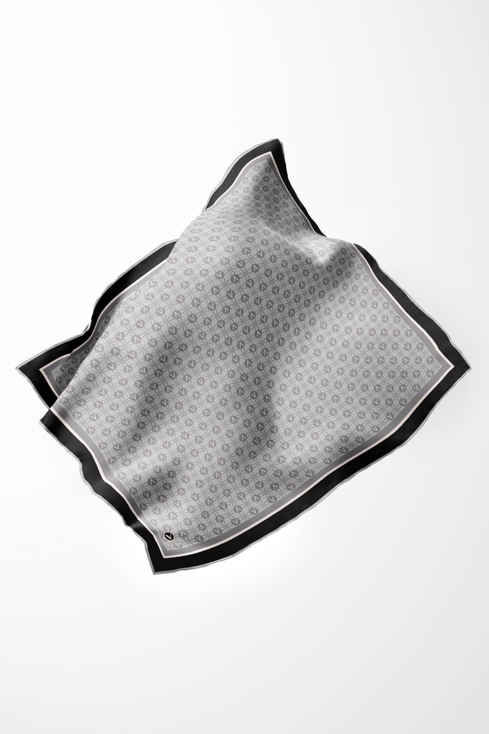 Twill V Desenli Gri Renkli 90x90 Eşarp (İpek İçermez) Dikim Şekli : El Dikişi