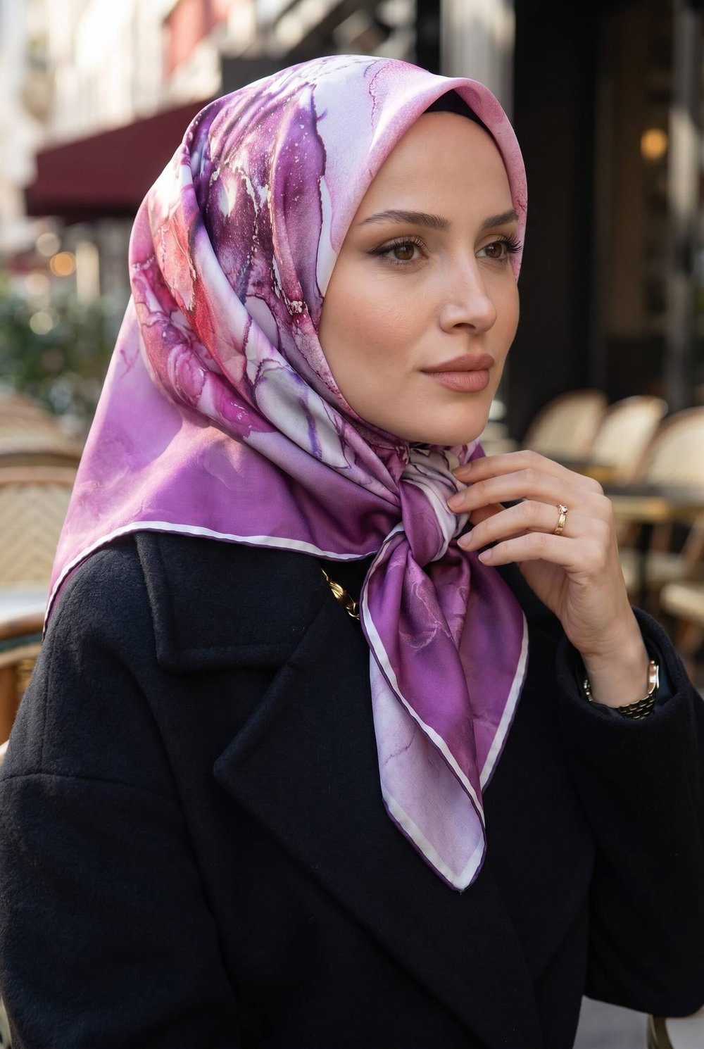 %100 Twill İpek Duman Desenli Pembe Renkli 90x90 Eşarp Dikim Şekli : El Dikişi